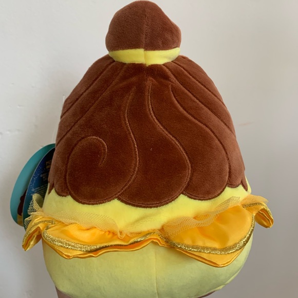Belle Squishmallow 8 inch - Picture 2 of 3